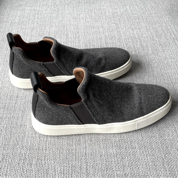 Vince - Slip On Sneakers - Picture 1 of 5